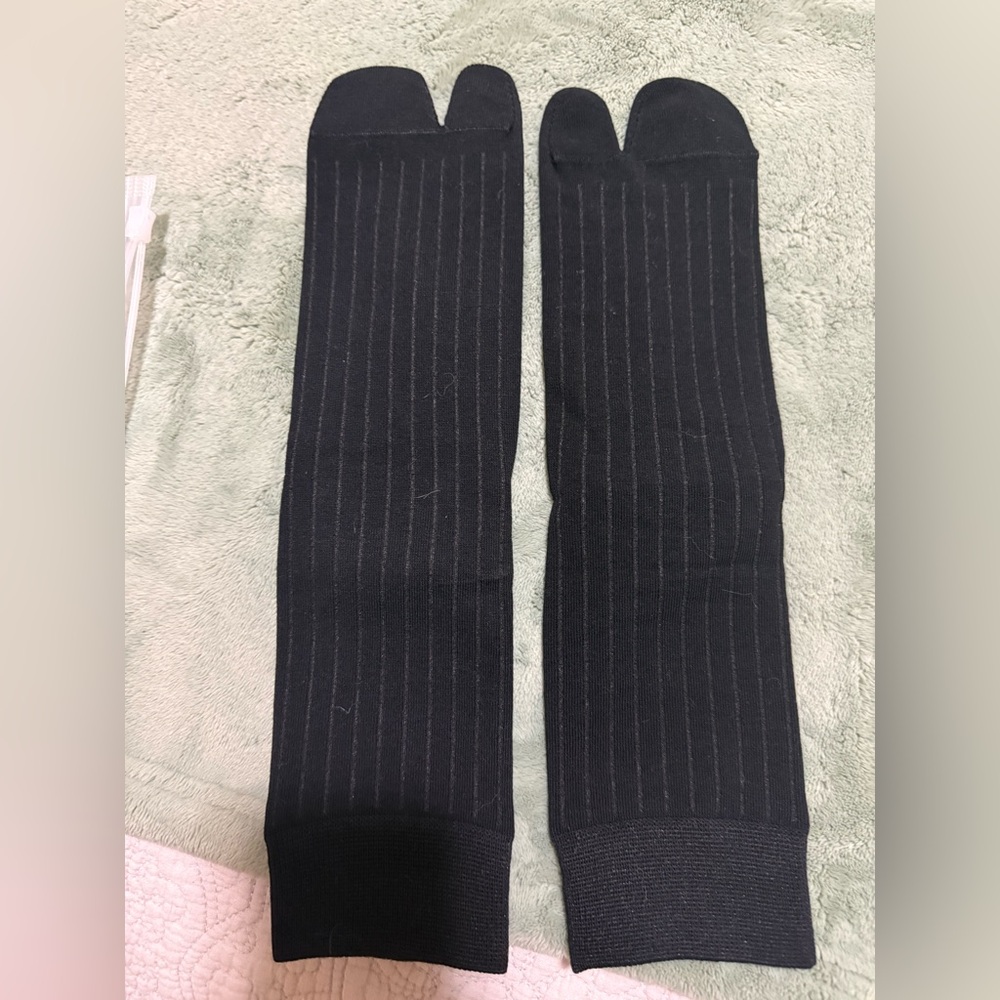 Maison Nakimoto Tokyo Tabi low thin socks Black Striped, Size OS